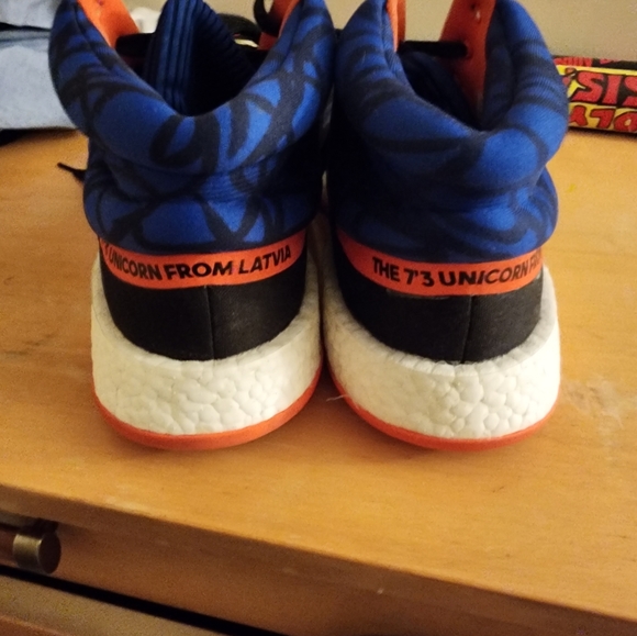 Adidas Boost Kristaps Porzingis - Picture 4 of 5